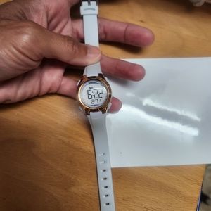 NWOT armitron water resistant watch